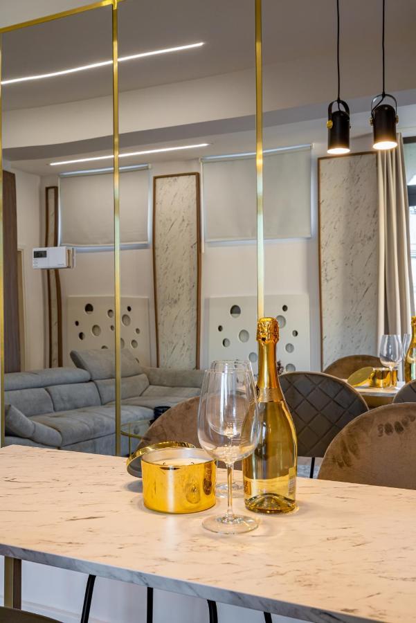 Golden View - Breathtaking Location In Bucharest Διαμέρισμα Εξωτερικό φωτογραφία